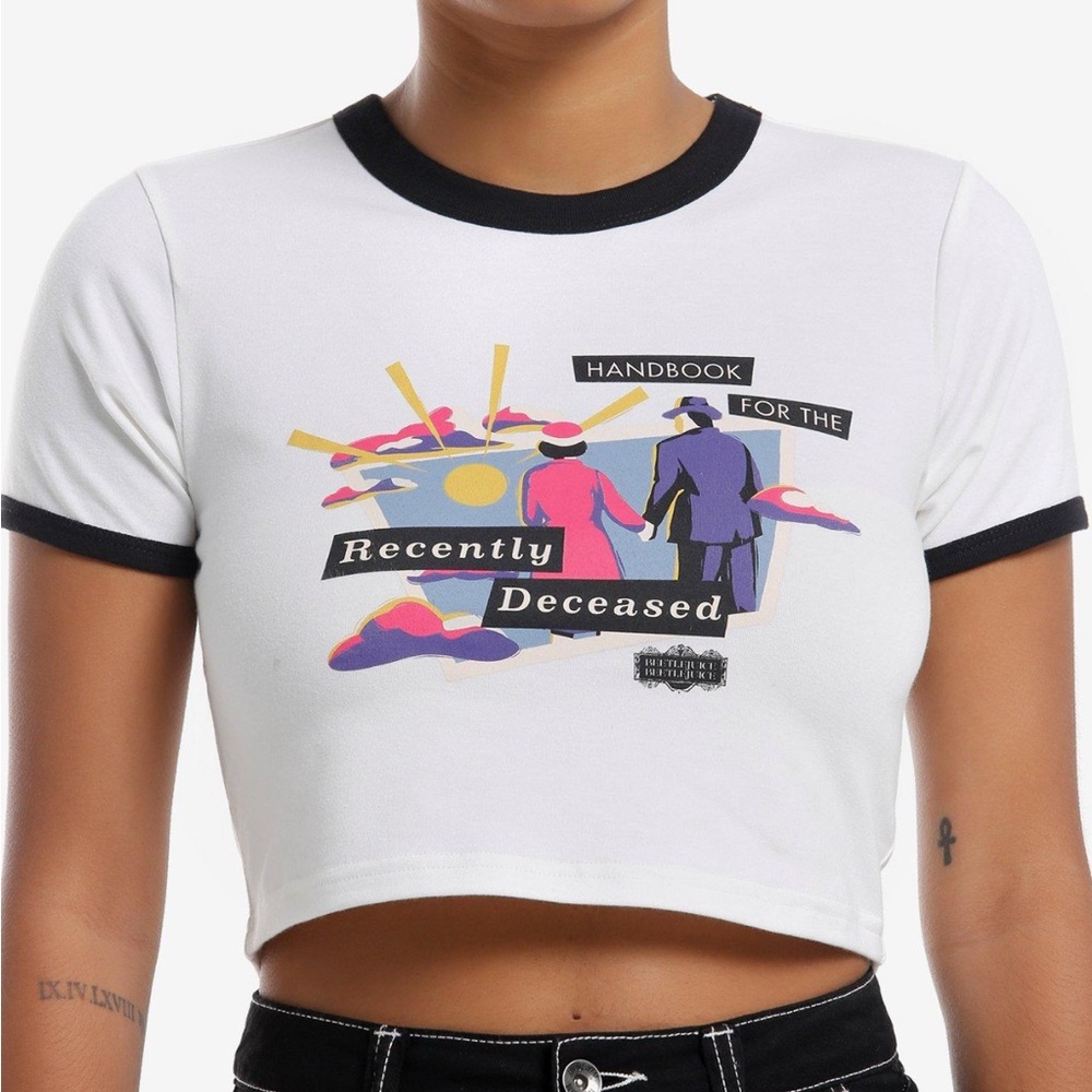 NWT BEETLEJUICE TEE SIZE WOMENS LARGE CROP TOP from Hot Topic. Ships fast!